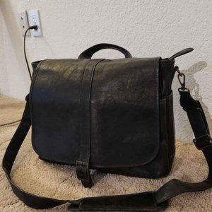 Moore and Giles Messenger / Mailbag in fullgrain black leather